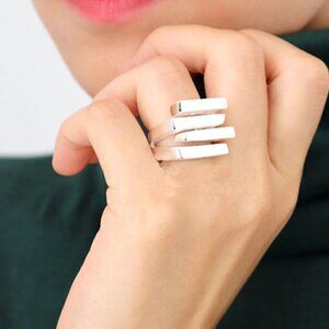 New Multi-Layer Irregular Trapezoid Squared Ring
